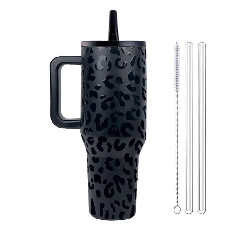 Το Coolnmore Traveller Tumbler glamour black 1000ml είναι ένα πολυλειτουργικό, πρακτικό και στυλατο σε minimal σχεδιασμο ποτήρι θερμός ενος λιτρου που θα σε συνοδεύσει σε κάθε σου περιπέτεια. με 2 καλαμακια και βουρτσακι