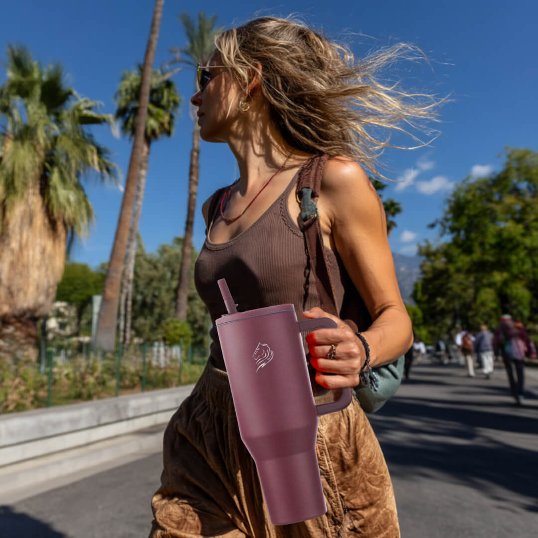 Coolnmore Cranberry Tumbler ποτήρι θερμός με Λαβή και καλαμάκι 1LT