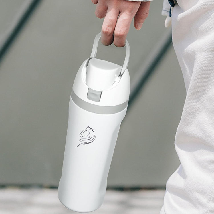 Το Coolnmore HydroMax παγούρι θερμος snow 750ml είναι ένα πολυλειτουργικό, πρακτικό και στυλατο σε minimal σχεδιασμο μπουκάλι θερμός νερου ενος λιτρου ιδανικο για το γραφειο, το σχολειο, το γυμναστηριο 
