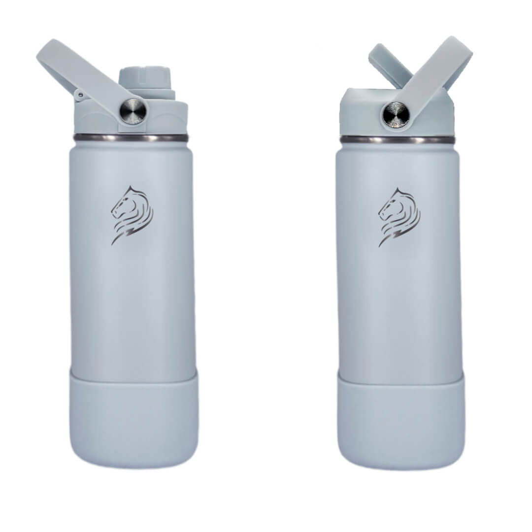 Coolnmore Surf παιδικο παγουρι θερμος. Two light blue water bottles with straws on a white background