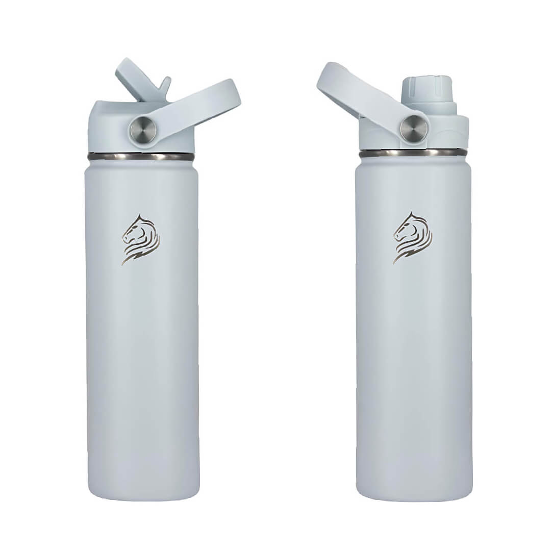 Coolnmore Surf παγουρι θερμος νερου με καλαμακι.  Two white water bottles  with 2 different lids with coolnmore logo on a white background